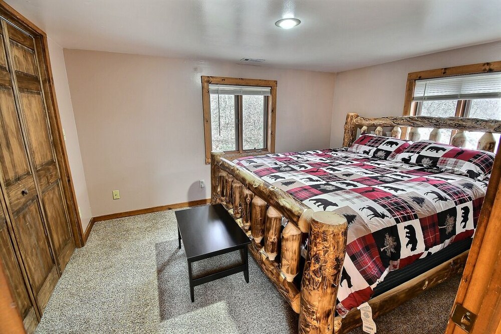 Broomsage Cabin Enjoy the peace of nature Lawrence County Vrbo