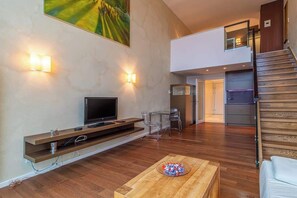 Unclassified image, 4 of 13, button - Luxury with Danube River View (Bratislavský kraj)