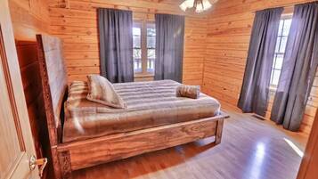 6 bedrooms, WiFi, bed sheets