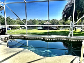 Utomhuspool