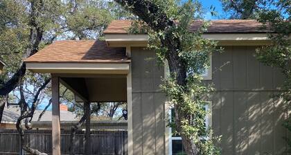 Tiny House for 4 Safe and Great Location