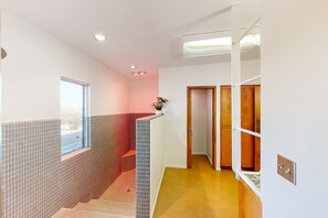 Interior - 8-acre desert retreat with amazing views, private outdoor living, AC & W/D (Tucson)