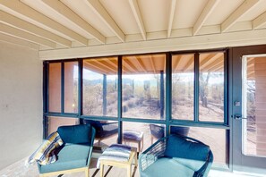 Interior - 8-acre desert retreat with amazing views, private outdoor living, AC & W/D (Tucson)