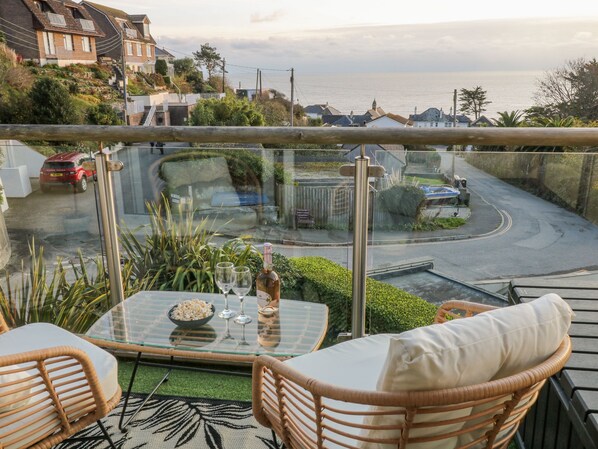 Khuôn viên nơi lưu trú