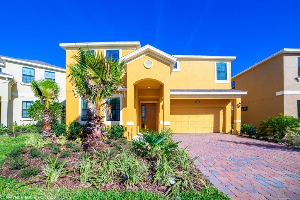 Providence Golf & Country Club Executive Pool Home - Located Near Disney