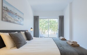 3 soverom, safe på rommet, reiseseng for barn og wi-fi