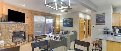 TV, fireplace, DVD player, video library