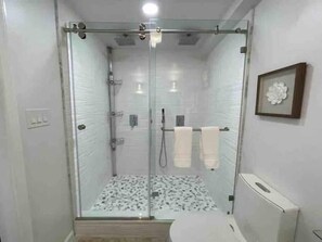 Bañera y secador de pelo