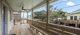 A Swell Life | Walking Distance to Ocean w/ King B