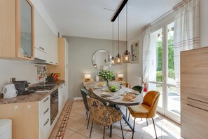 Standard Apartment, Multiple Bedrooms, Beachside (PL-Villas 2 bedroom Deluxe for 6) | Private kitchen - Villa Apartments - Porto Letizia (Porlezza)
