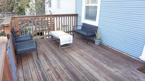 Property grounds - Craftsman in North Oakland (Oakland)