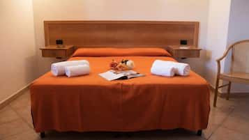 Standard Apartment, Multiple Bedrooms (Cala Viola Trilo 1.5Km From The Sea) | 2 bedrooms, free WiFi, bed sheets
