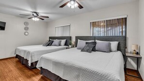 House (6 Bedrooms)