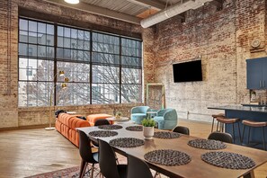 Interior - Penthouse Loft Downtown City View! (Birmingham)