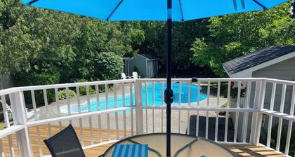 Mill Pond Studio Retreat | Bright Above-Ground Garden Suite