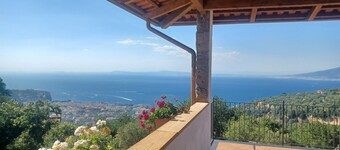 Characteristic room in a Sorrento farmhouse