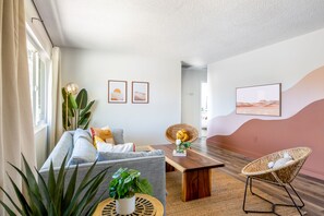 Smart TV, fireplace, video games, books