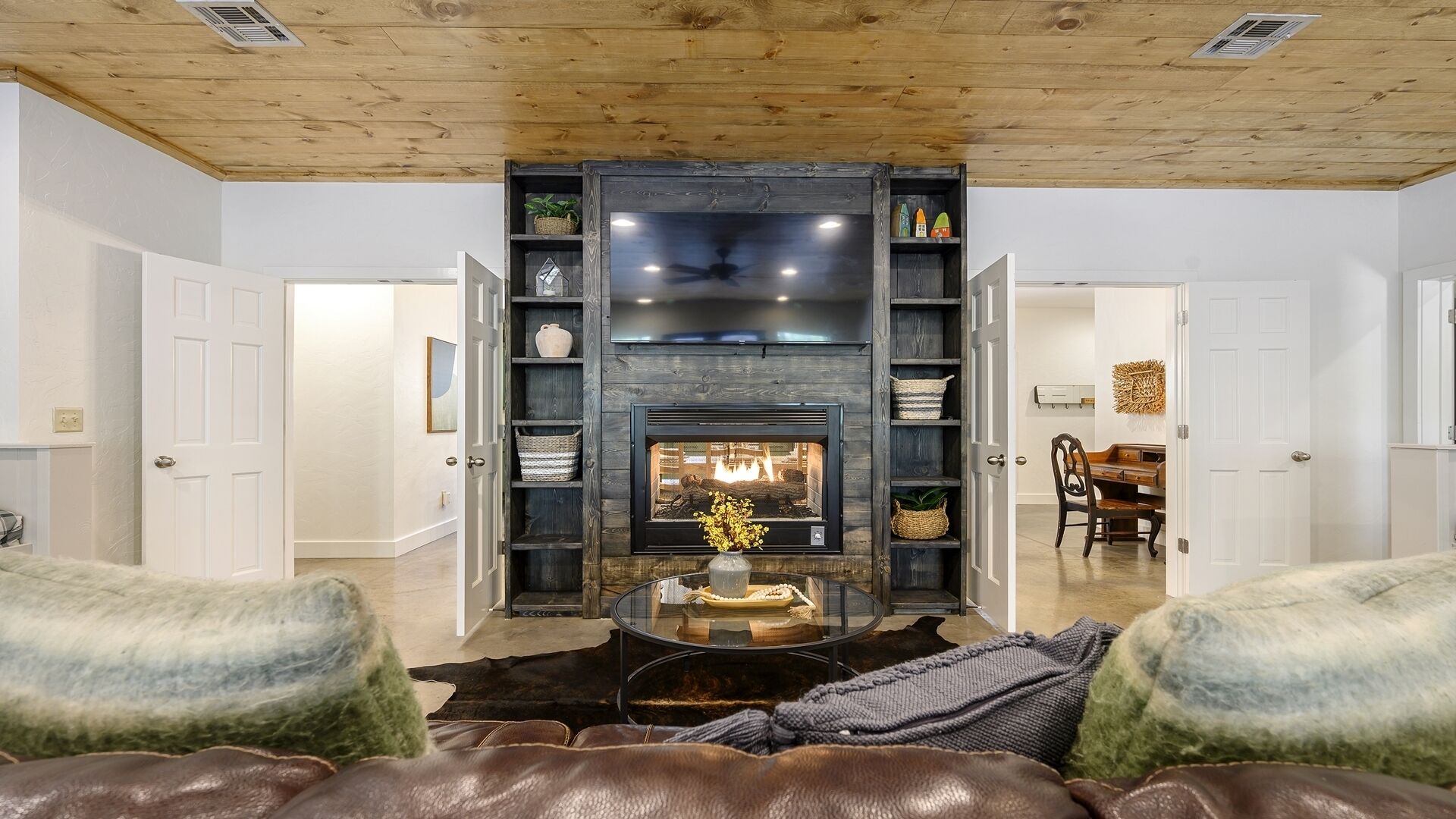 Smart TV, fireplace, video games, foosball