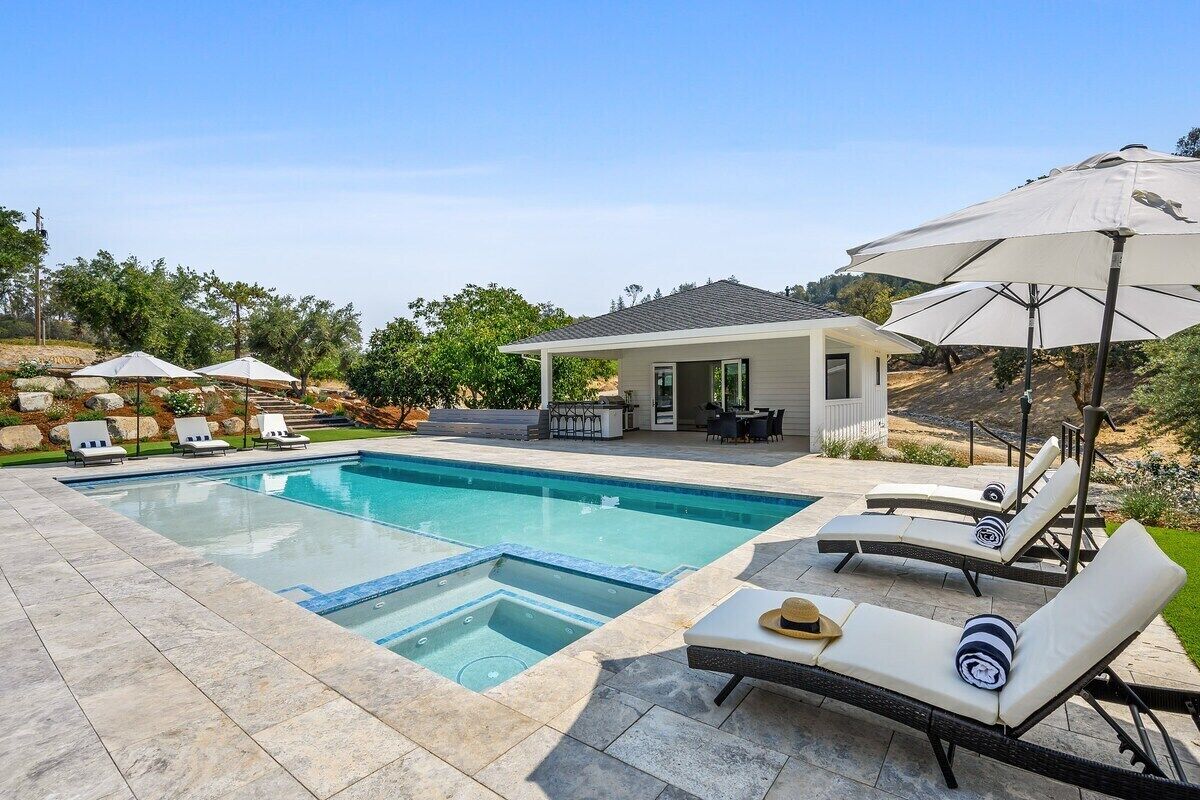Geyserville Luxury Wine Country Estate