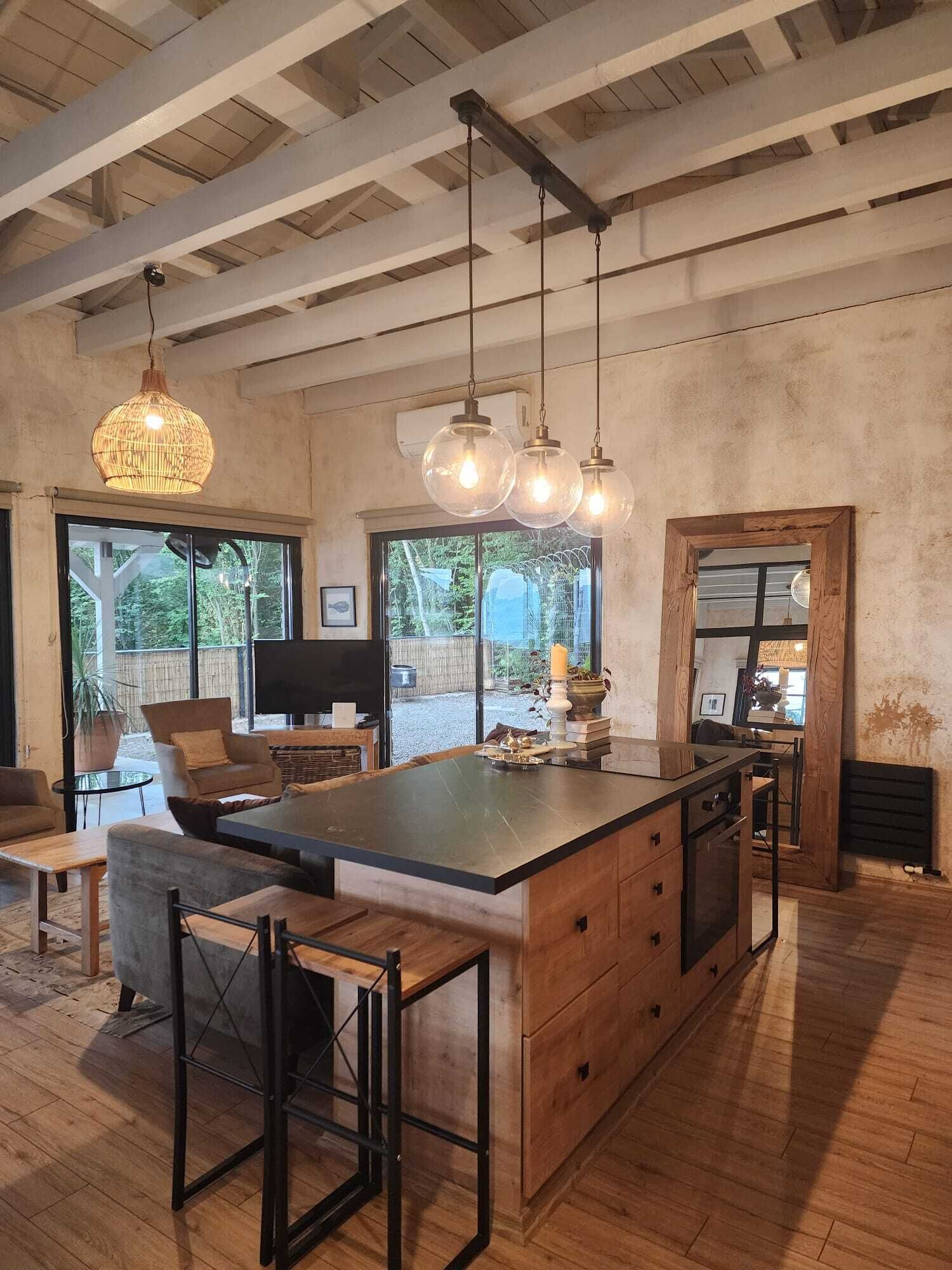 Design Villa | Private kitchen | Full-sized fridge, microwave, stovetop, dishwasher