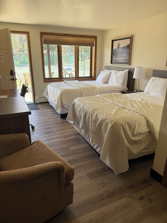 Chanticleer Inn 34 - Eagle River, WI