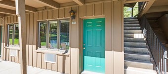 Chanticleer Inn 34