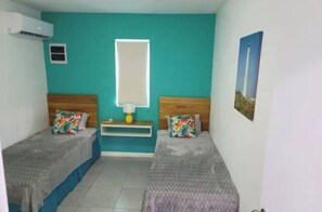 4 bedrooms, WiFi - Enduring Apartment #2 (Noord)