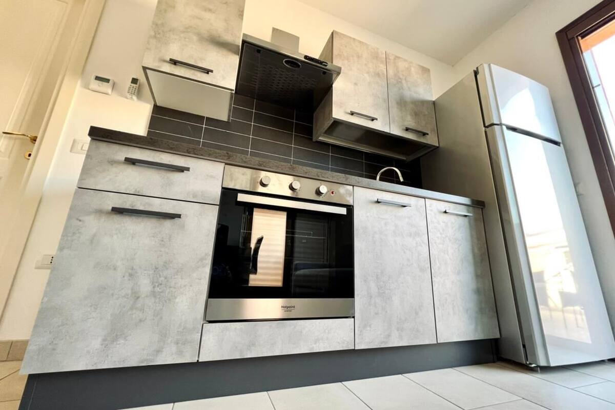 premier apartment | private kitchen | full-sized fridge, oven, dishwasher, toaster