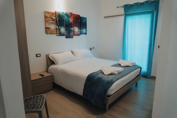 Double Room | Down comforters, free WiFi, bed sheets - Harmony B&B (Leporano)