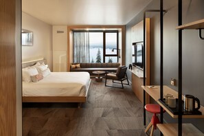 客房, 1 張特大雙人床 | 客廳 | 55 吋LCD 電視連數碼電視頻道、串流服務、打印機