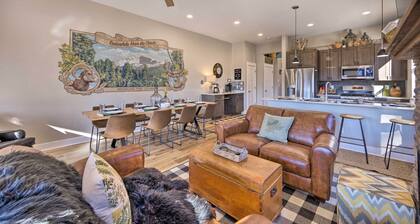 Woodland Park Townhome w/ Hot Tub & Mtn Views!