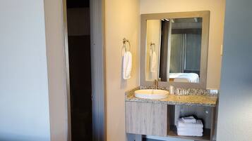 Bruser, gratis toiletartikler, håndklæder, Sæbe