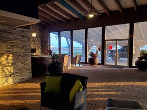 Khu tiếp khách ở sảnh