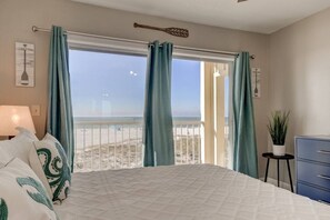 2 bedrooms, desk, iron/ironing board, travel cot