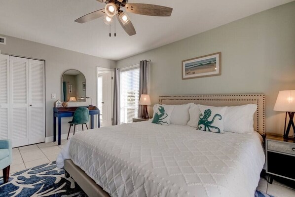 2 bedrooms, desk, iron/ironing board, travel cot