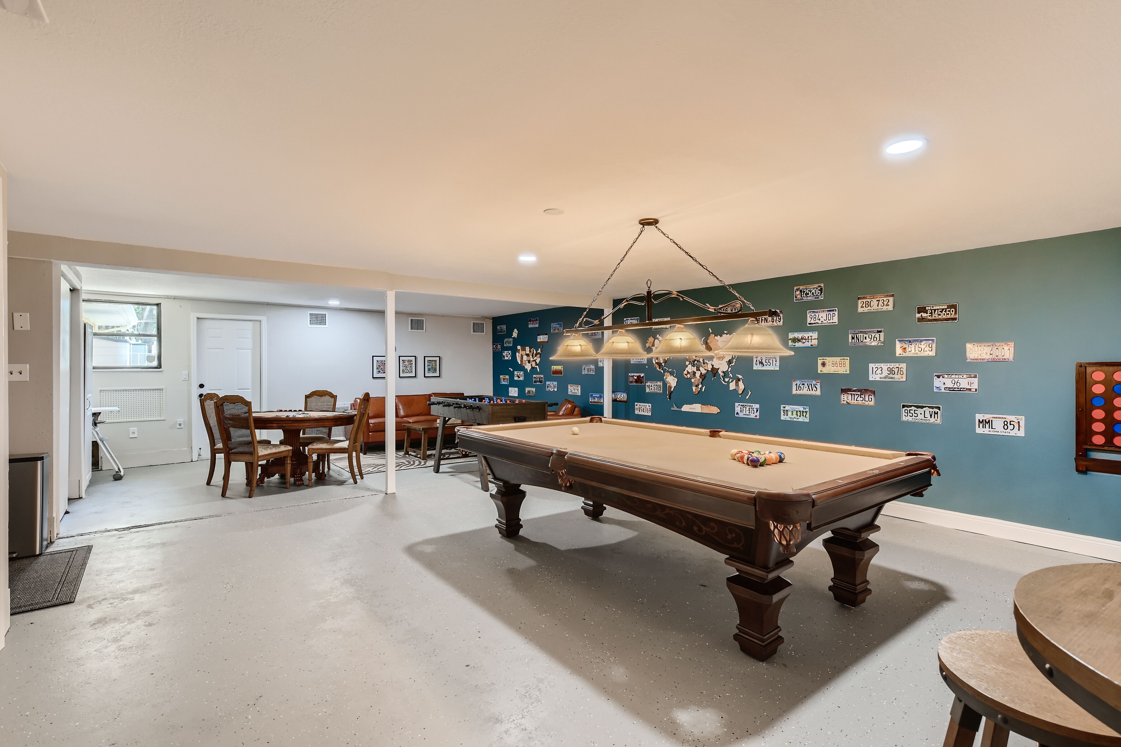 Extravagant Pool Home. Minutes from St. Pete Beach and DTSP
