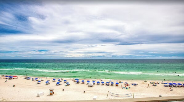 Beach - The Shanty Shack -Booking Snowbirds now- beachfront & beloved! (Panama City Beach)