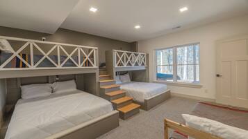 4 Schlafzimmer, Bügeleisen/Bügelbrett, WLAN, Bettwäsche