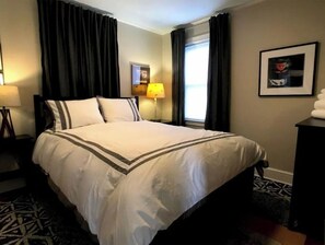 2 chambres, fer et planche à repasser, Wi-Fi gratuit, draps fournis