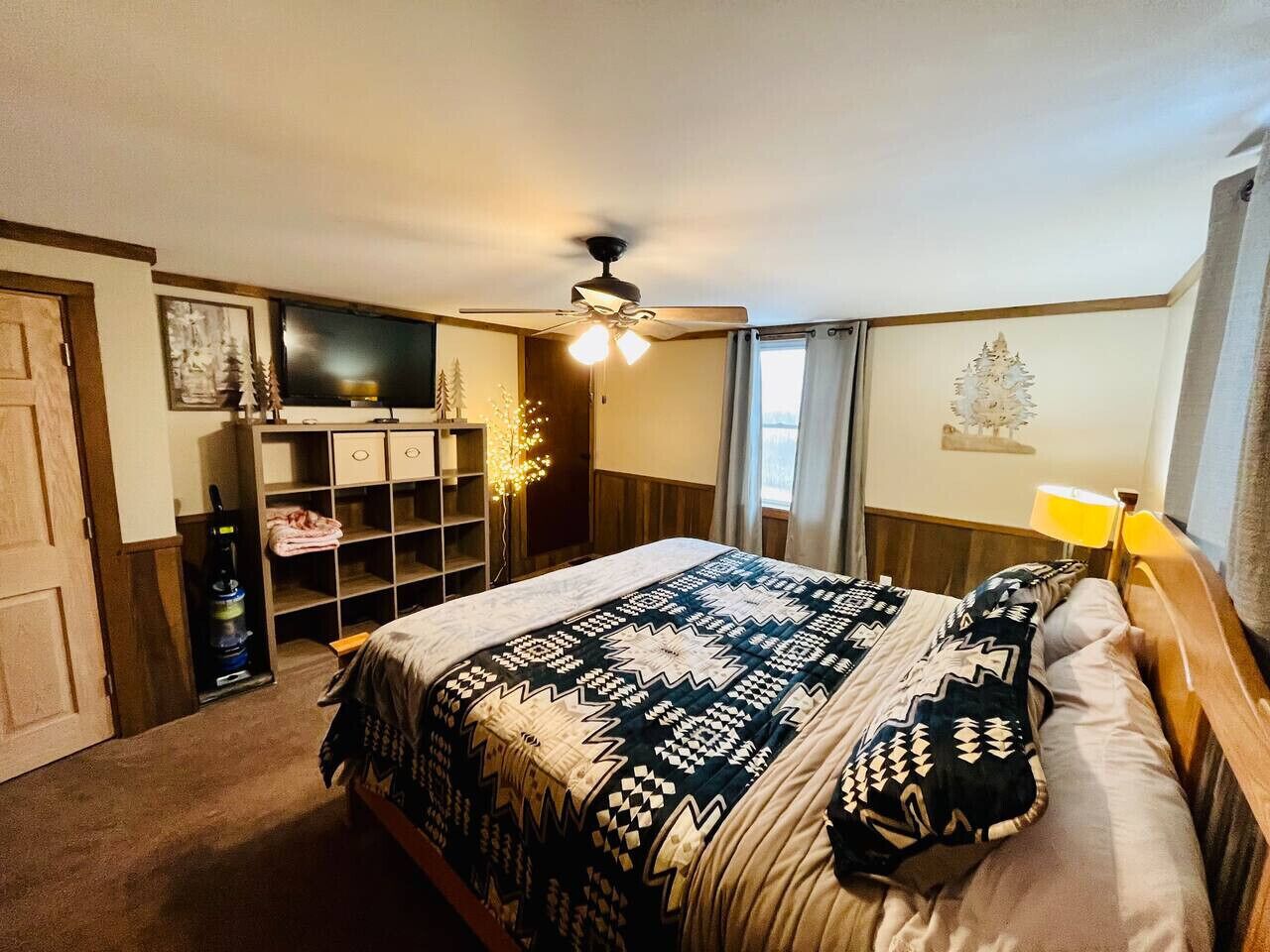 4 habitaciones, tabla de planchar con plancha y wifi gratis 