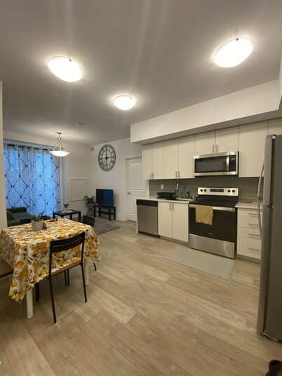Brand New 2 Bedroom Condo in Markham!