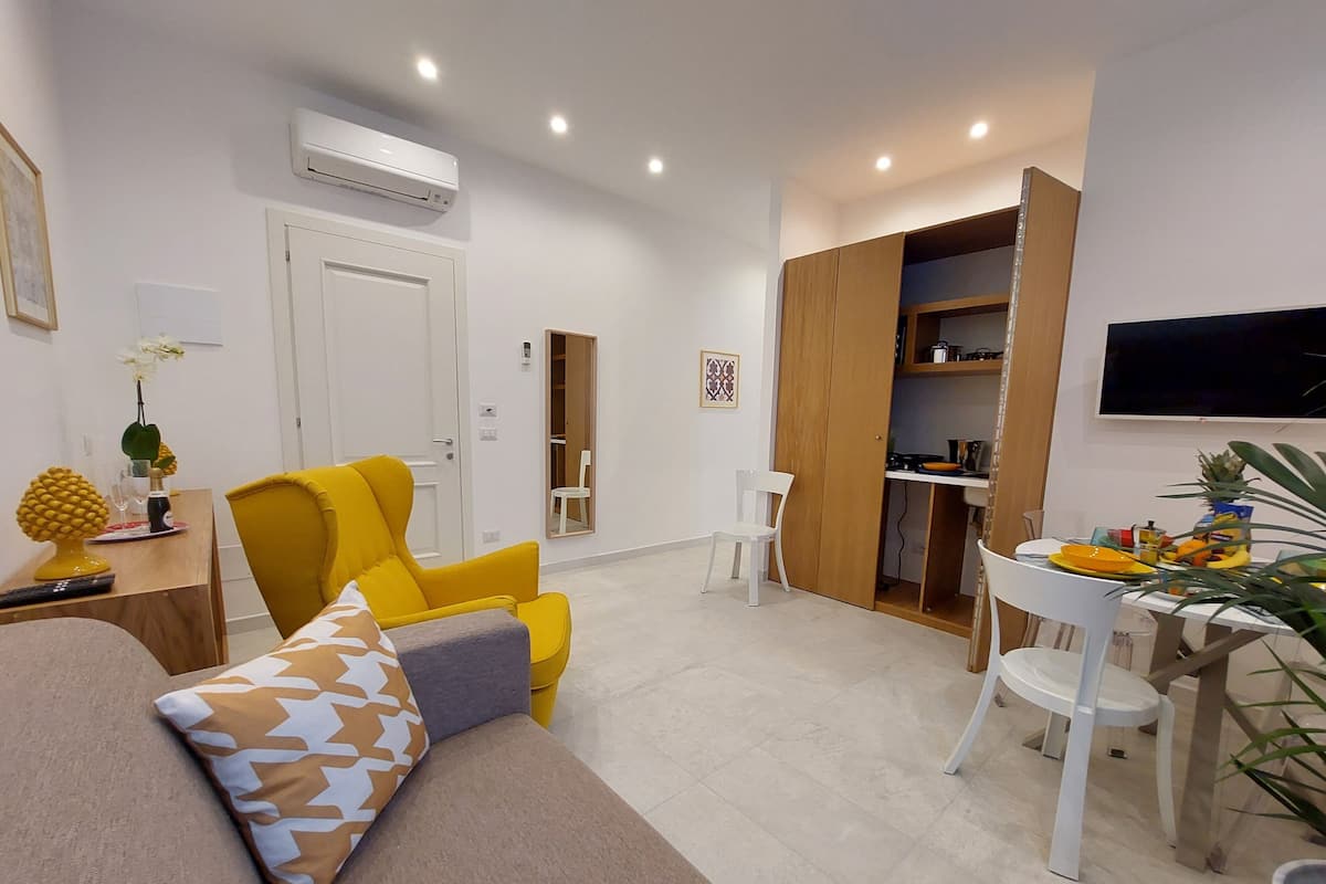 Family Studio | 1 bedroom, premium bedding, soundproofing, iron/ironing board