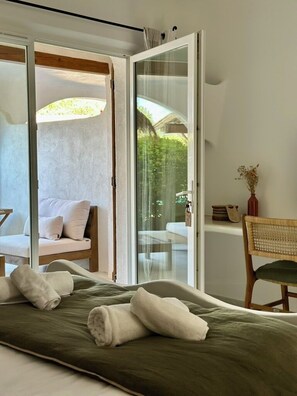 Superior Room | Egyptian cotton sheets, premium bedding, memory foam beds, in-room safe - Hotel Palombaggia (Porto-Vecchio)