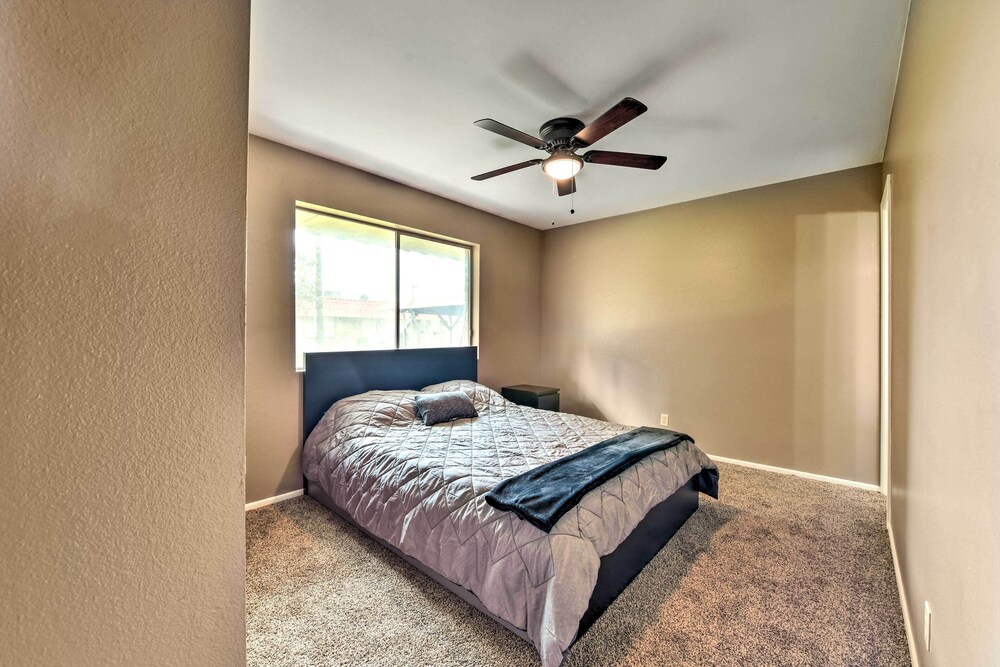 PetFriendly Mesa Condo Walk to Main St! Mesa Vrbo