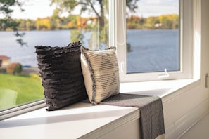 Interior - The Dylan | 4 Bedrooms | 8 Guests | Hot Tub | Waterfront (Prince Edward)