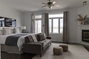 8 bedrooms, iron/ironing board, WiFi