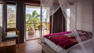 Premium bedding, pillowtop beds, minibar, in-room safe