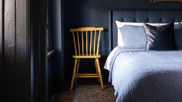 8 quartos, ferros/tábuas de passar roupa, Wi-Fi