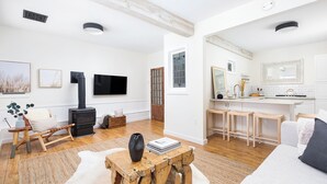 Unclassified image, 3 of 30, button - The Hudson Guest House | Waterfront with Hot Tub (Prince Edward)