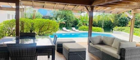 Outdoor pool, a heated pool